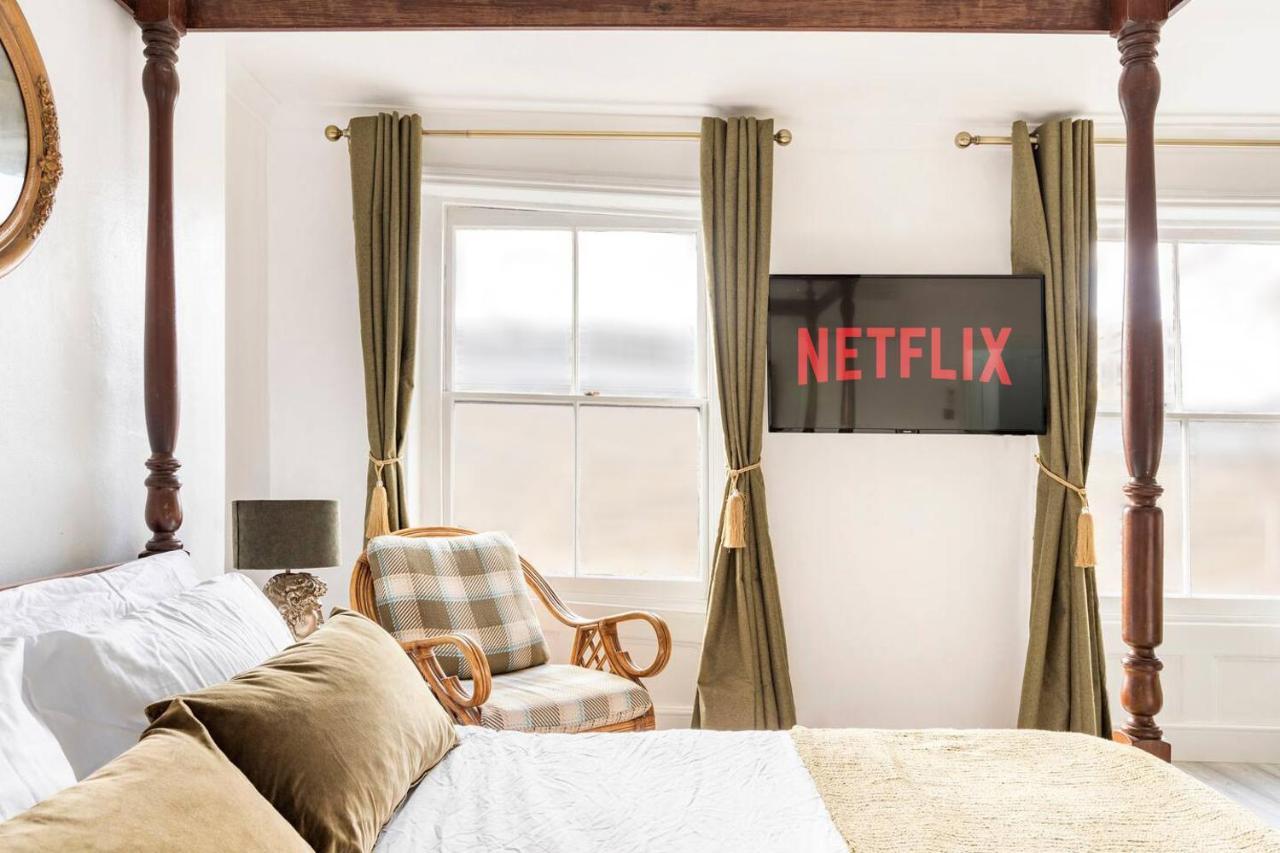 Victorian Style Apartment W/ Four-Poster Bed In Camden Town Londra Dış mekan fotoğraf